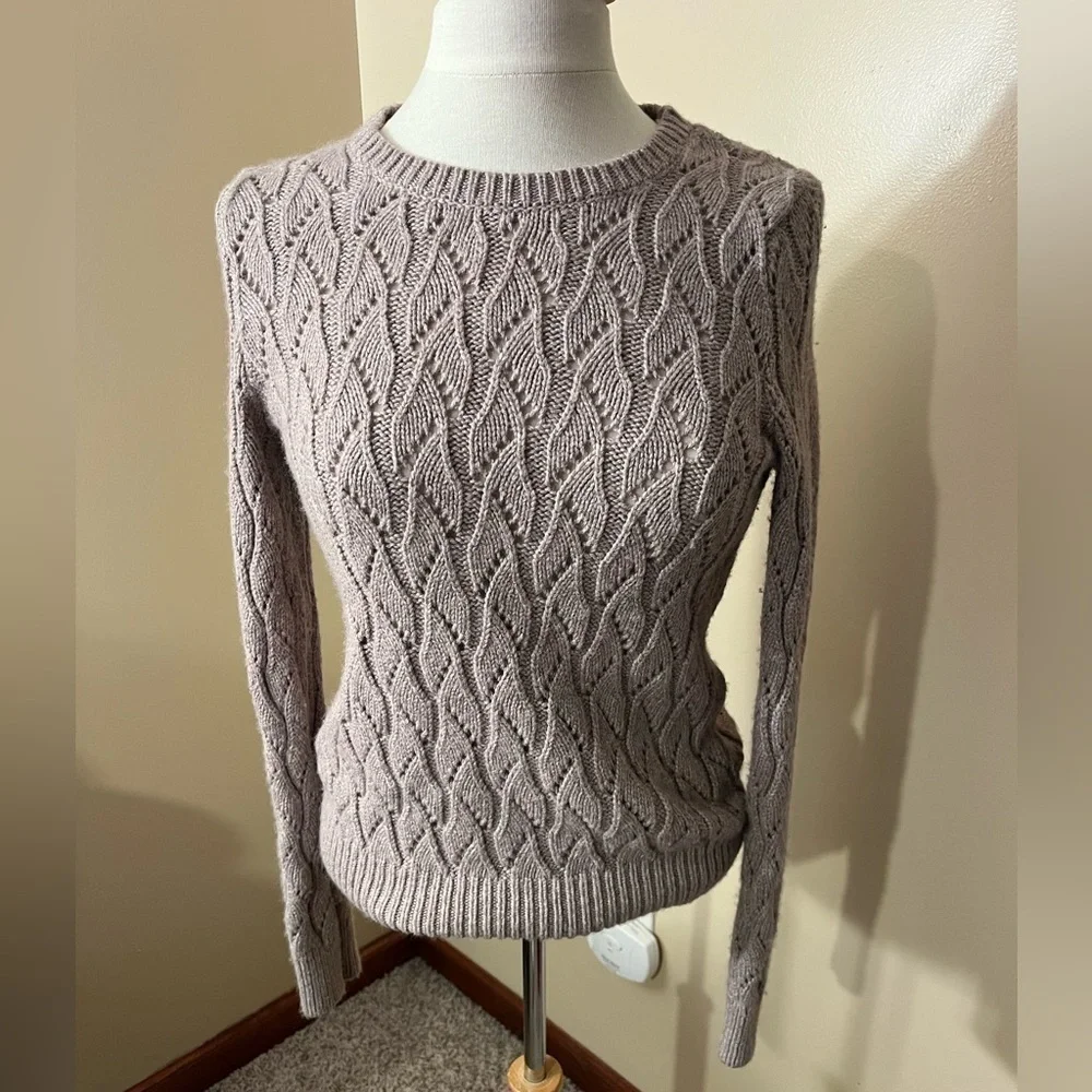Ann Taylor LOFT Taupe/Light Tan Crew Neck Wave Print Sweater Sz M